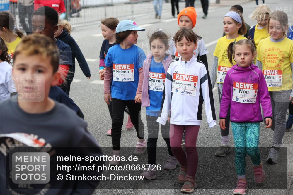 25.04.2026 - Das Zehntel Strokosch-Dieckow http://msf.ph/oto/9668726 25.04.2026 08:33:02 Allgemein zum Event 1997, 2109, 2096, 3883, 3864, 2696 meine-sportfotos.de