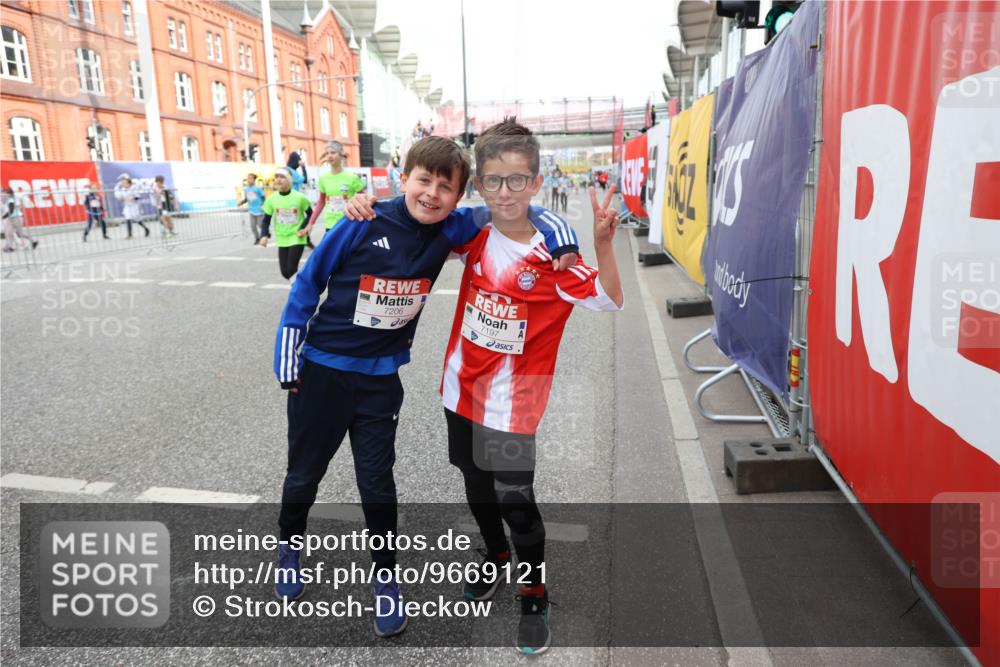 25.04.2026 - Das Zehntel Strokosch-Dieckow http://msf.ph/oto/9669121 25.04.2026 10:06:43 Allgemein zum Event 7206, 7197 meine-sportfotos.de