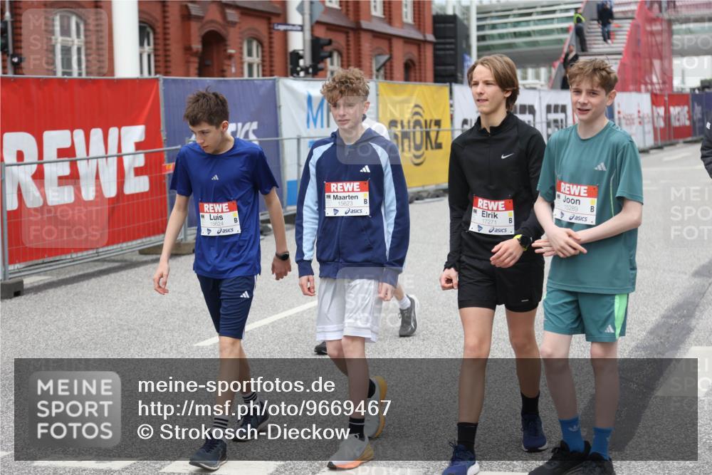 25.04.2026 - Das Zehntel Strokosch-Dieckow http://msf.ph/oto/9669467 25.04.2026 14:11:57 Allgemein zum Event 15624, 15623, 17271, 15289 meine-sportfotos.de