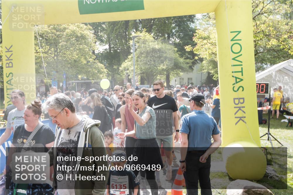 09.05.2026 - Störlauf H.Heesch http://msf.ph/oto/9669489 09.05.2026 13:03:57 Ziel 6135 meine-sportfotos.de