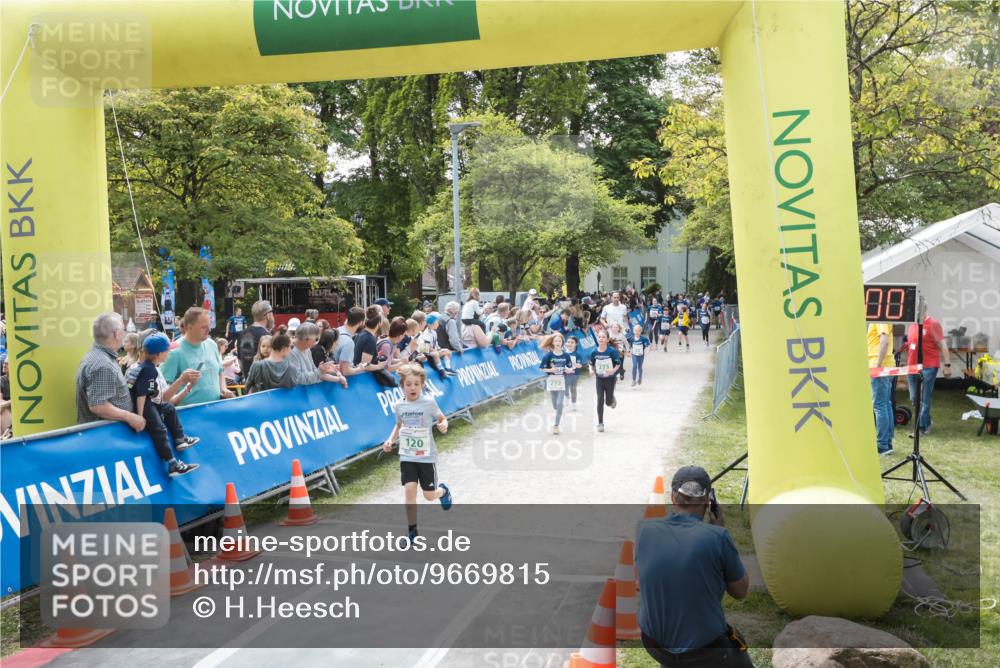 09.05.2026 - Störlauf H.Heesch http://msf.ph/oto/9669815 09.05.2026 13:29:48 Ziel 98 meine-sportfotos.de