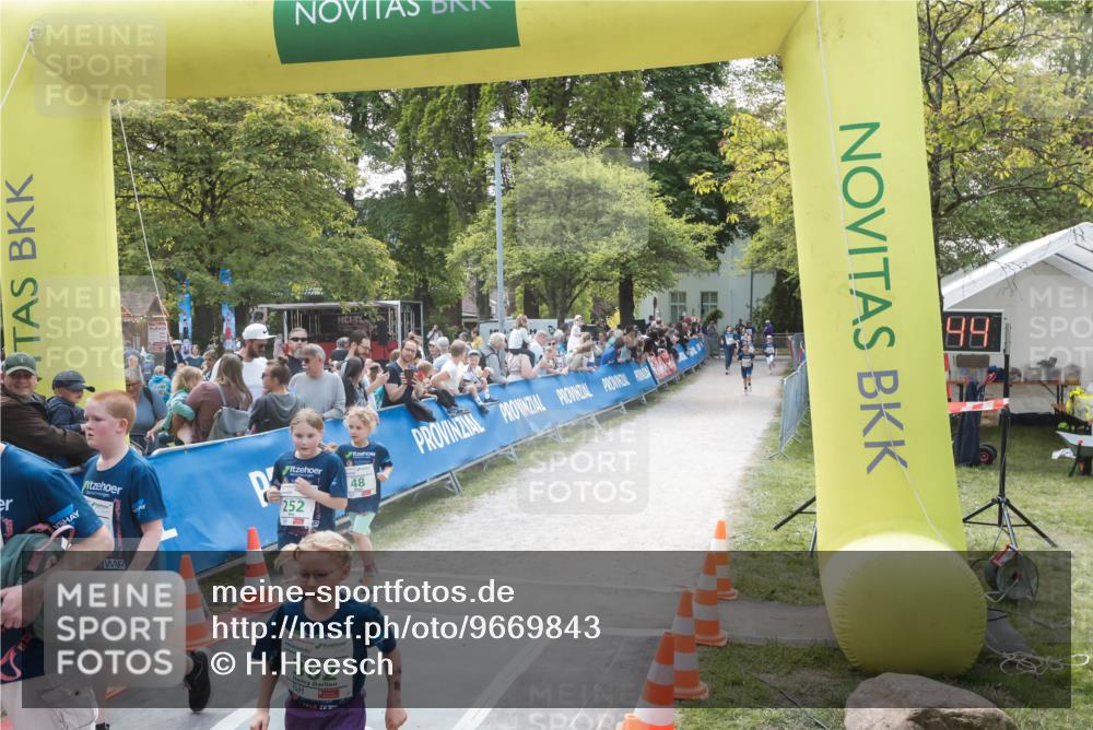 09.05.2026 - Störlauf H.Heesch http://msf.ph/oto/9669843 09.05.2026 13:30:44 Ziel 302, 4, 88 meine-sportfotos.de