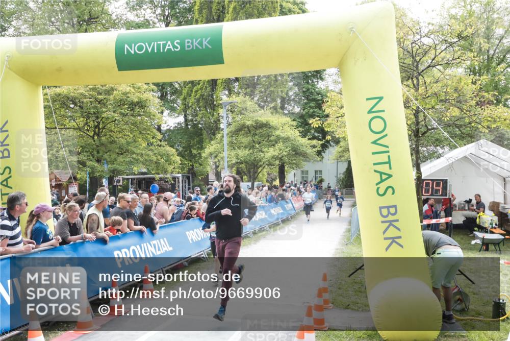 09.05.2026 - Störlauf H.Heesch http://msf.ph/oto/9669906 09.05.2026 13:42:04 Ziel 88 meine-sportfotos.de