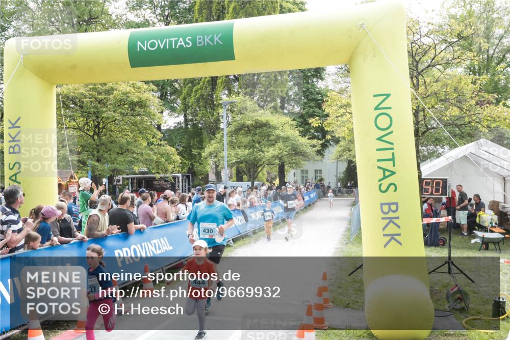 09.05.2026 - Störlauf H.Heesch http://msf.ph/oto/9669932 09.05.2026 13:43:49 Ziel 430, 444, 80 meine-sportfotos.de