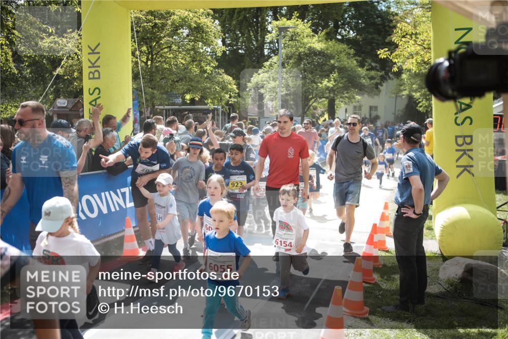 09.05.2026 - Störlauf H.Heesch http://msf.ph/oto/9670153 09.05.2026 13:02:33 Ziel 3, 1, 6154, 6055 meine-sportfotos.de