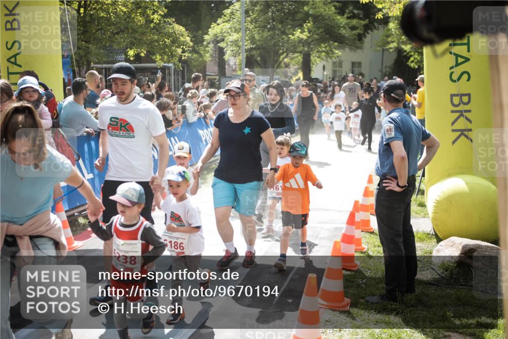 09.05.2026 - Störlauf H.Heesch http://msf.ph/oto/9670194 09.05.2026 13:02:52 Ziel 238, 186, 23, 60 meine-sportfotos.de