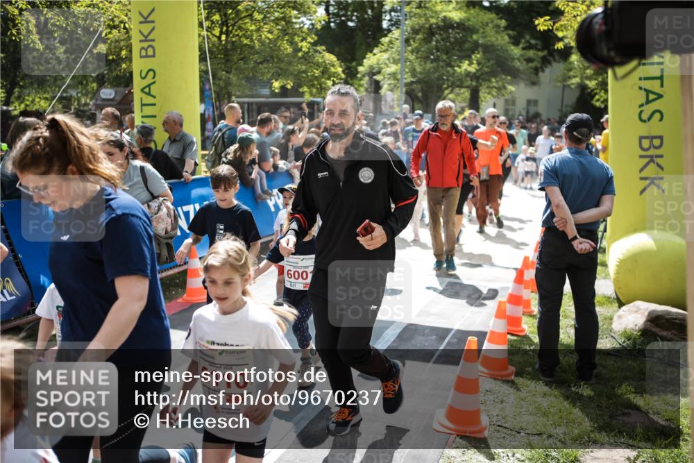 09.05.2026 - Störlauf H.Heesch http://msf.ph/oto/9670237 09.05.2026 13:03:16 Ziel 6110, 6001 meine-sportfotos.de