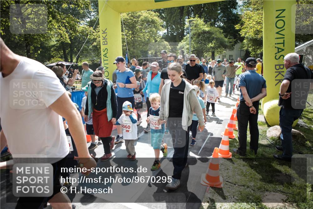 09.05.2026 - Störlauf H.Heesch http://msf.ph/oto/9670295 09.05.2026 13:03:39 Ziel 6060 meine-sportfotos.de