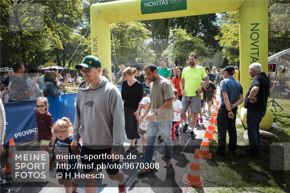 09.05.2026 - Störlauf H.Heesch http://msf.ph/oto/9670308 09.05.2026 13:03:46 Ziel 137, 76, 8 meine-sportfotos.de