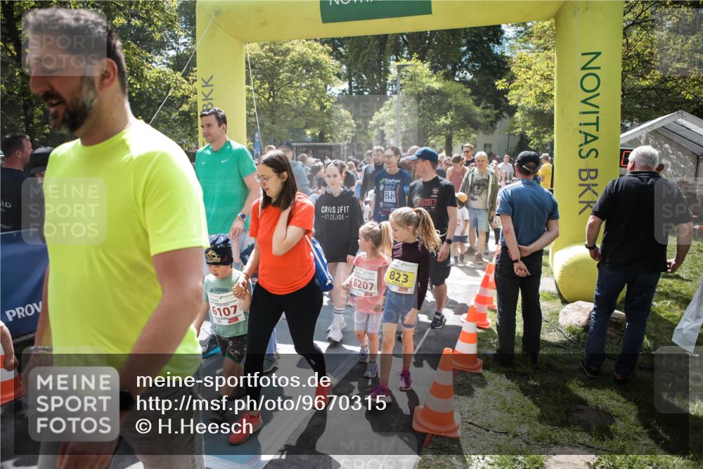 09.05.2026 - Störlauf H.Heesch http://msf.ph/oto/9670315 09.05.2026 13:03:50 Ziel 6107, 6207, 823 meine-sportfotos.de