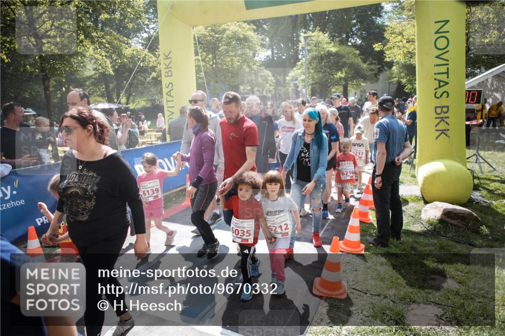 09.05.2026 - Störlauf H.Heesch http://msf.ph/oto/9670332 09.05.2026 13:04:06 Ziel 6139, 6035, 6212, 6216, 217 meine-sportfotos.de