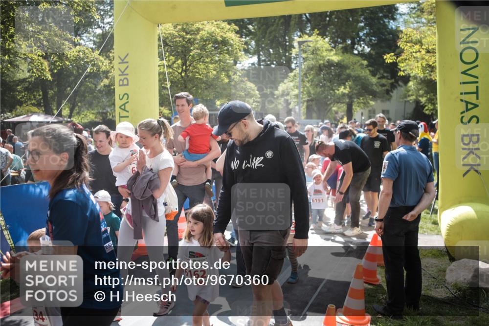 09.05.2026 - Störlauf H.Heesch http://msf.ph/oto/9670360 09.05.2026 13:04:21 Ziel 6162, 6191 meine-sportfotos.de