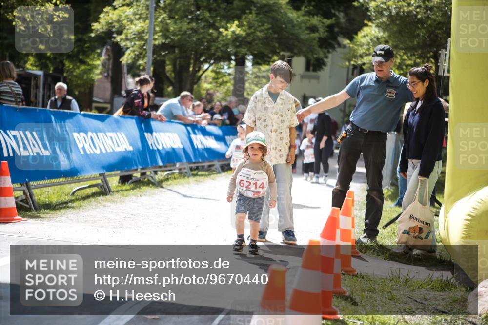 09.05.2026 - Störlauf H.Heesch http://msf.ph/oto/9670440 09.05.2026 13:06:06 Ziel 6214 meine-sportfotos.de