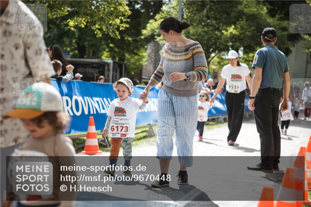 09.05.2026 - Störlauf H.Heesch http://msf.ph/oto/9670448 09.05.2026 13:06:12 Ziel 2026, 6173, 214, 185, 1537, 6096 meine-sportfotos.de