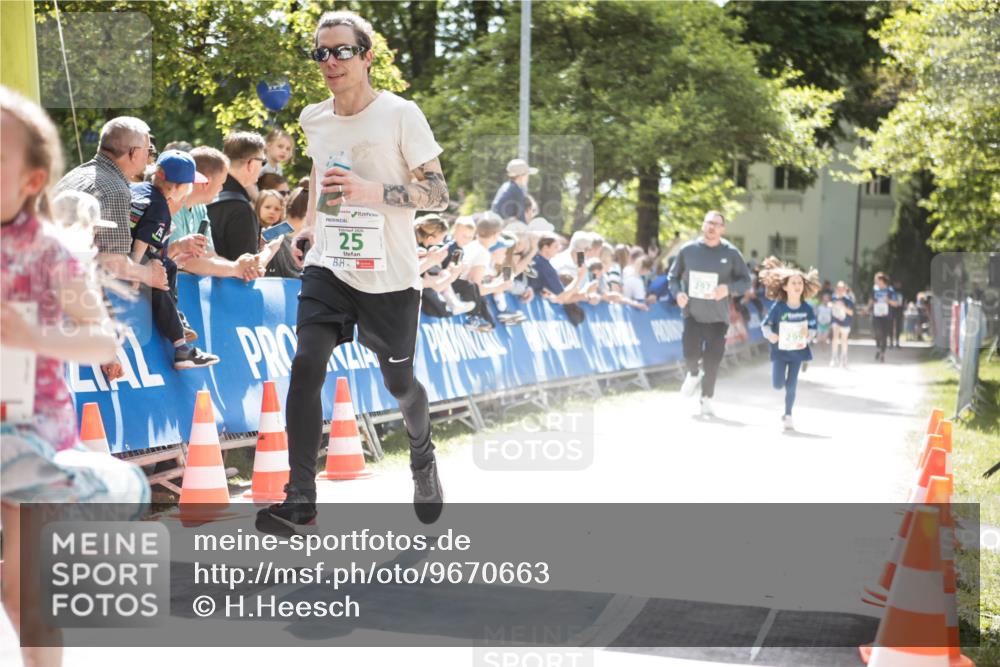 09.05.2026 - Störlauf H.Heesch http://msf.ph/oto/9670663 09.05.2026 13:27:35 Ziel 25, 297, 299 meine-sportfotos.de