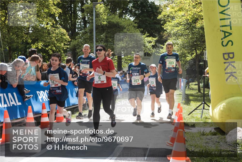 09.05.2026 - Störlauf H.Heesch http://msf.ph/oto/9670697 09.05.2026 13:28:04 Ziel 30, 267, 202, 203 meine-sportfotos.de