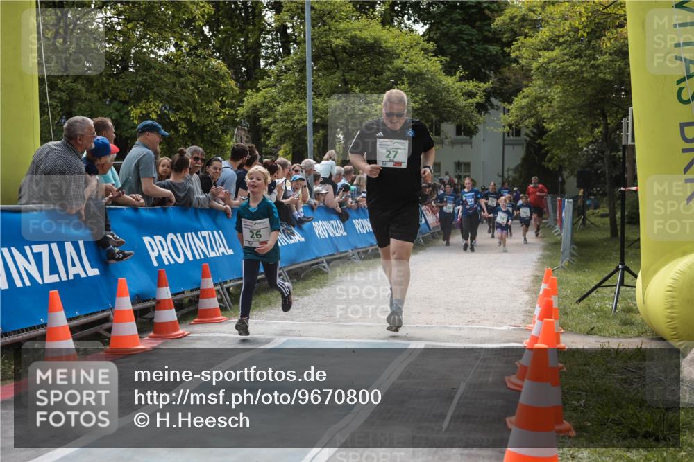 09.05.2026 - Störlauf H.Heesch http://msf.ph/oto/9670800 09.05.2026 13:29:25 Ziel 26, 27 meine-sportfotos.de