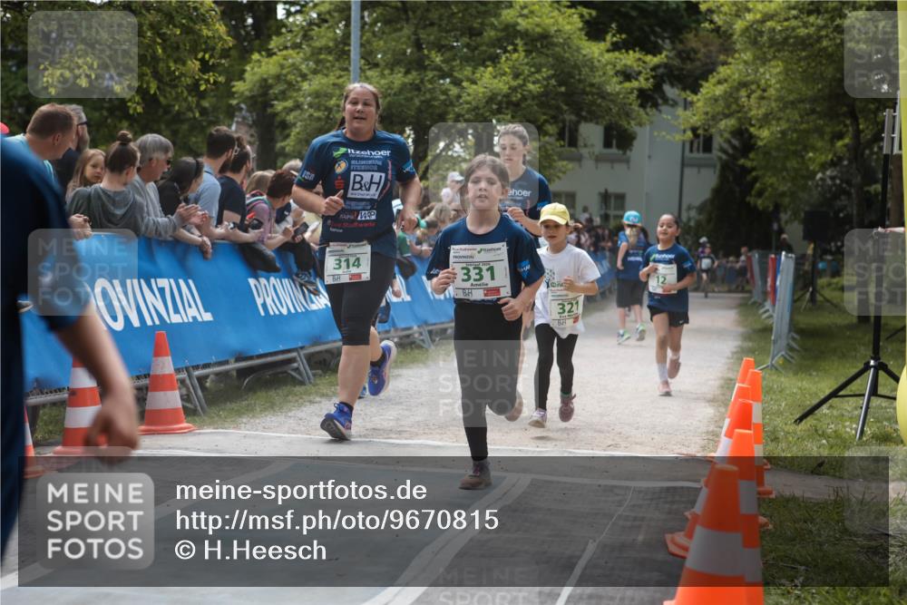 09.05.2026 - Störlauf H.Heesch http://msf.ph/oto/9670815 09.05.2026 13:29:35 Ziel 314, 331, 321 meine-sportfotos.de