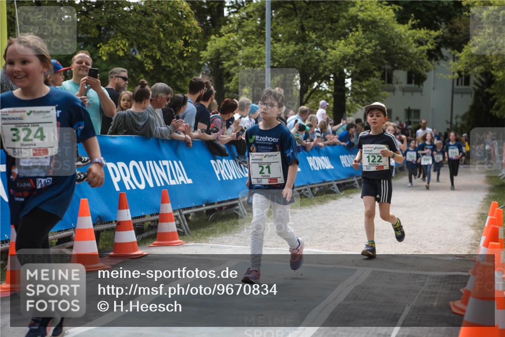 09.05.2026 - Störlauf H.Heesch http://msf.ph/oto/9670834 09.05.2026 13:29:46 Ziel 2026, 324, 21, 122, 9, 995 meine-sportfotos.de