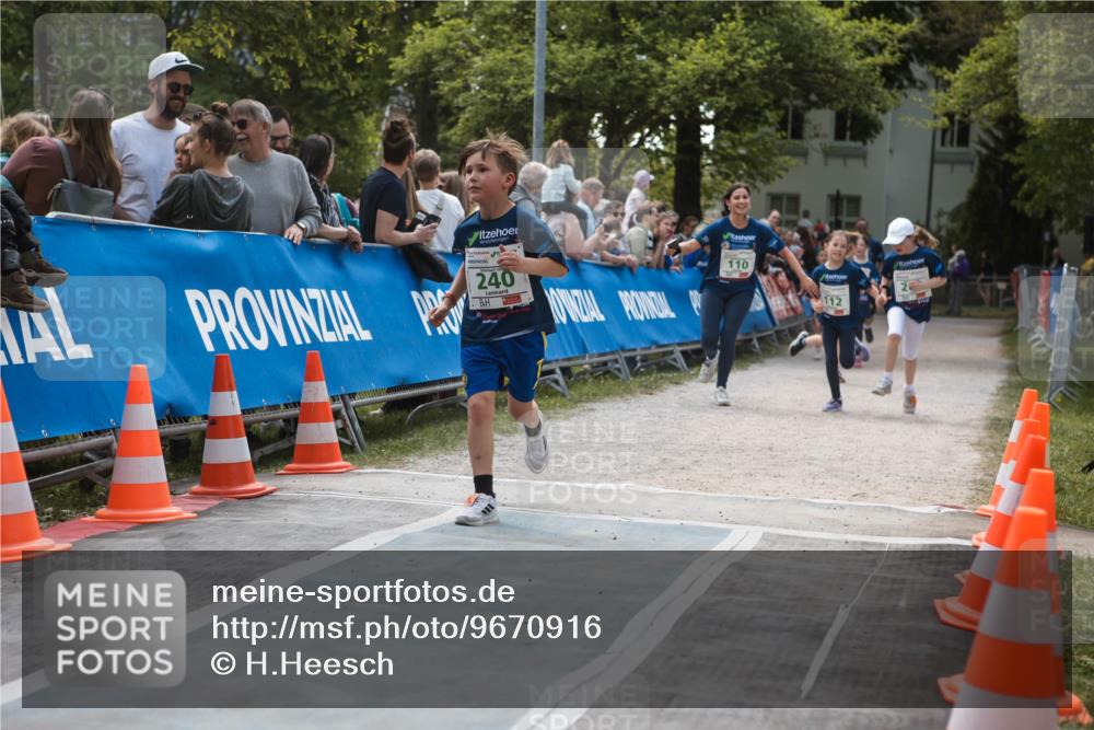 09.05.2026 - Störlauf H.Heesch http://msf.ph/oto/9670916 09.05.2026 13:30:51 Ziel 240, 110, 112 meine-sportfotos.de