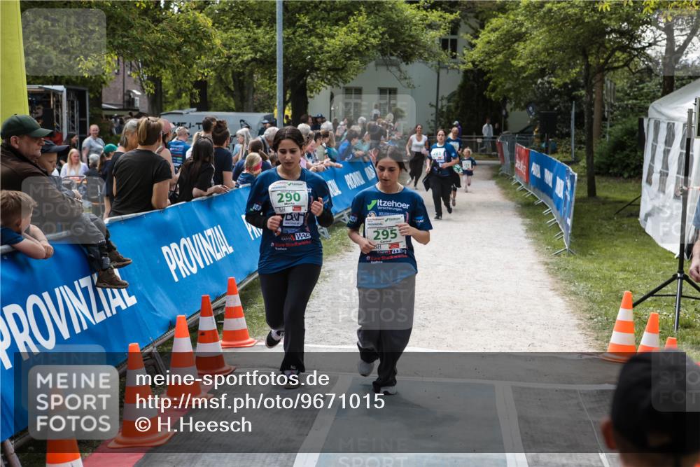 09.05.2026 - Störlauf H.Heesch http://msf.ph/oto/9671015 09.05.2026 13:33:08 Ziel 290, 295, 483 meine-sportfotos.de