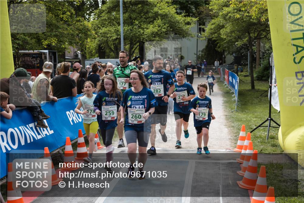 09.05.2026 - Störlauf H.Heesch http://msf.ph/oto/9671035 09.05.2026 13:33:25 Ziel 282, 78, 259, 260, 179 meine-sportfotos.de