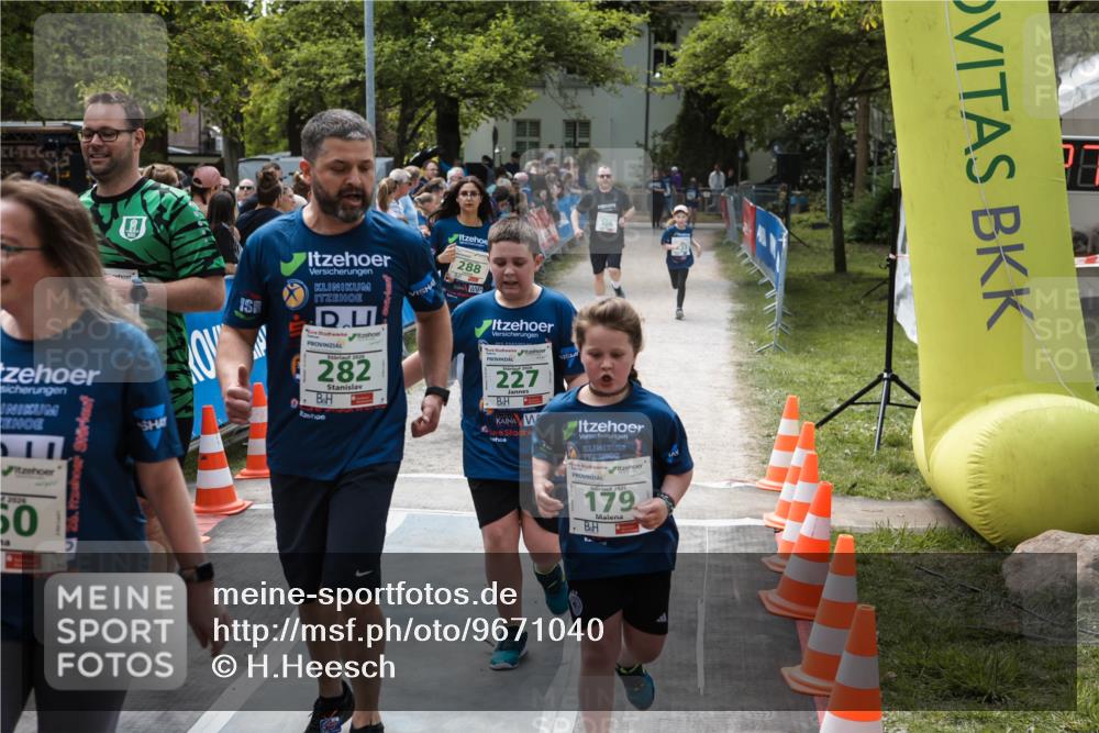 09.05.2026 - Störlauf H.Heesch http://msf.ph/oto/9671040 09.05.2026 13:33:27 Ziel 2026, 50, 282, 288, 227, 179 meine-sportfotos.de