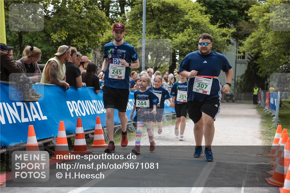 09.05.2026 - Störlauf H.Heesch http://msf.ph/oto/9671081 09.05.2026 13:34:22 Ziel 245, 244, 307, 251 meine-sportfotos.de