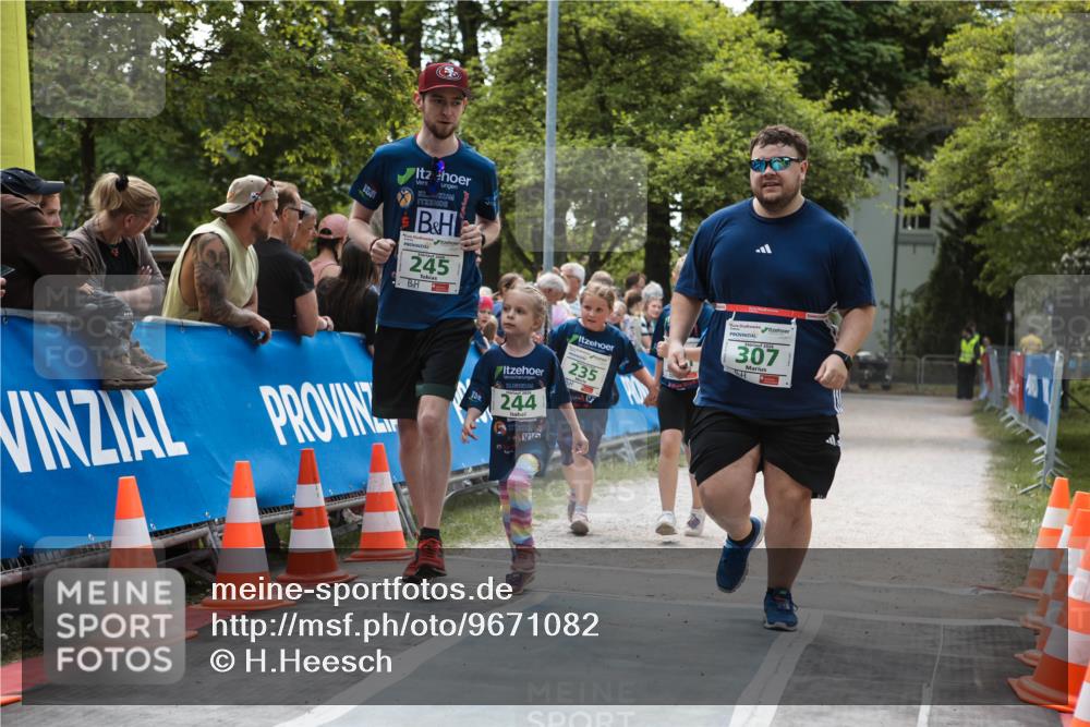 09.05.2026 - Störlauf H.Heesch http://msf.ph/oto/9671082 09.05.2026 13:34:23 Ziel 245, 244, 235, 307 meine-sportfotos.de