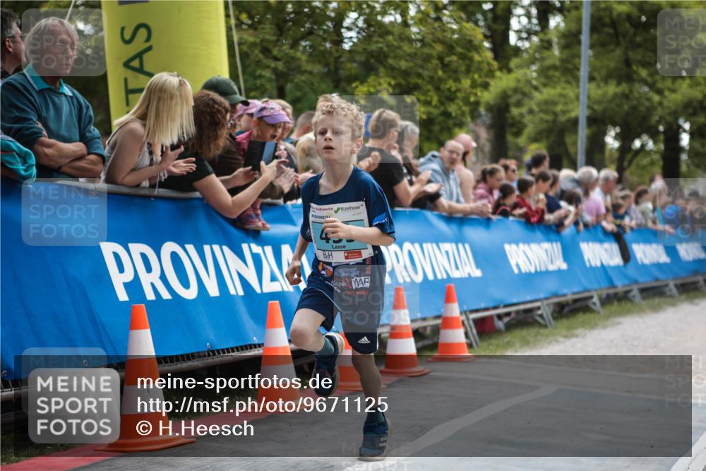 09.05.2026 - Störlauf H.Heesch http://msf.ph/oto/9671125 09.05.2026 13:40:46 Ziel  meine-sportfotos.de