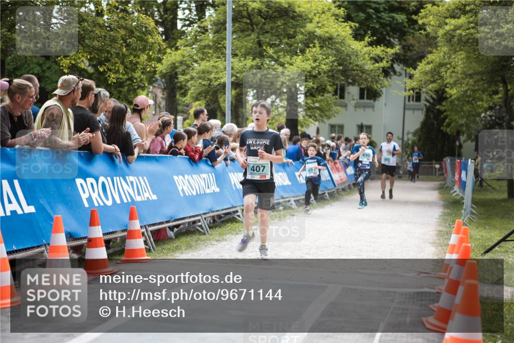 09.05.2026 - Störlauf H.Heesch http://msf.ph/oto/9671144 09.05.2026 13:41:34 Ziel 407, 49, 490 meine-sportfotos.de