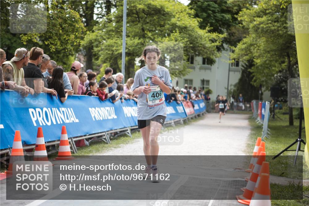 09.05.2026 - Störlauf H.Heesch http://msf.ph/oto/9671162 09.05.2026 13:41:52 Ziel 406 meine-sportfotos.de