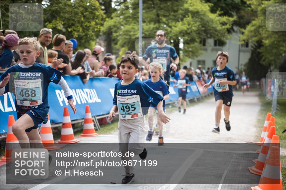 09.05.2026 - Störlauf H.Heesch http://msf.ph/oto/9671199 09.05.2026 13:42:33 Ziel 4, 2026, 468, 2026, 495, 405 meine-sportfotos.de