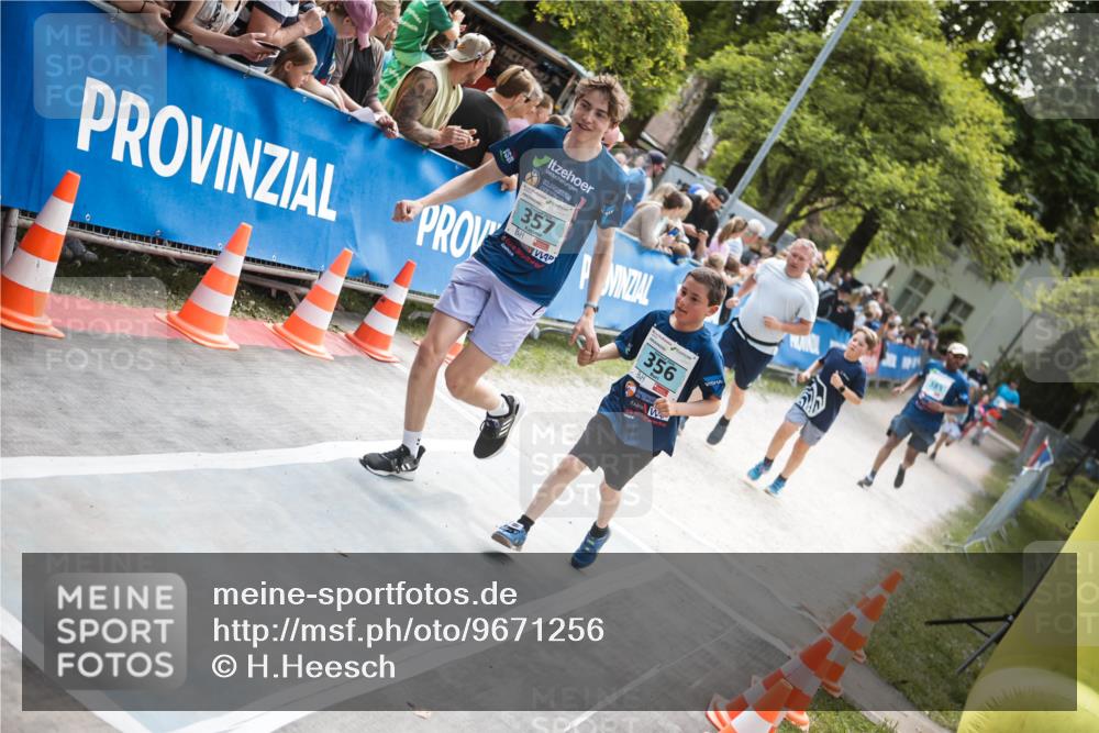 09.05.2026 - Störlauf H.Heesch http://msf.ph/oto/9671256 09.05.2026 13:43:41 Ziel 357, 356 meine-sportfotos.de