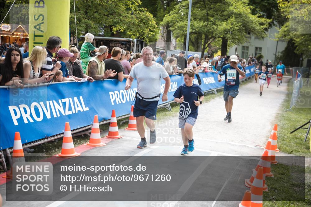 09.05.2026 - Störlauf H.Heesch http://msf.ph/oto/9671260 09.05.2026 13:43:43 Ziel 385 meine-sportfotos.de
