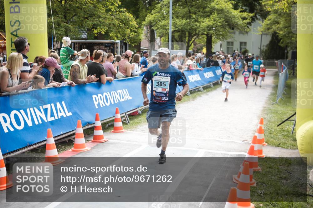 09.05.2026 - Störlauf H.Heesch http://msf.ph/oto/9671262 09.05.2026 13:43:44 Ziel 385, 455 meine-sportfotos.de