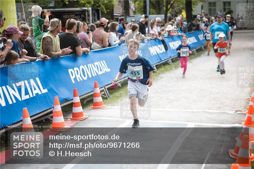 09.05.2026 - Störlauf H.Heesch http://msf.ph/oto/9671266 09.05.2026 13:43:47 Ziel 455, 527, 444 meine-sportfotos.de