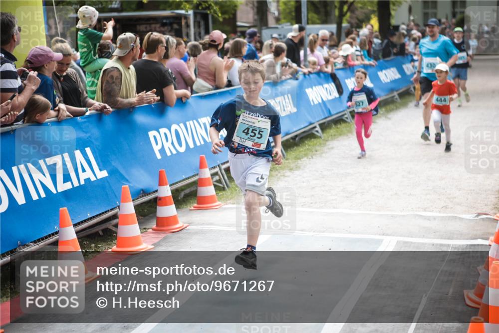 09.05.2026 - Störlauf H.Heesch http://msf.ph/oto/9671267 09.05.2026 13:43:47 Ziel 455, 430, 444 meine-sportfotos.de