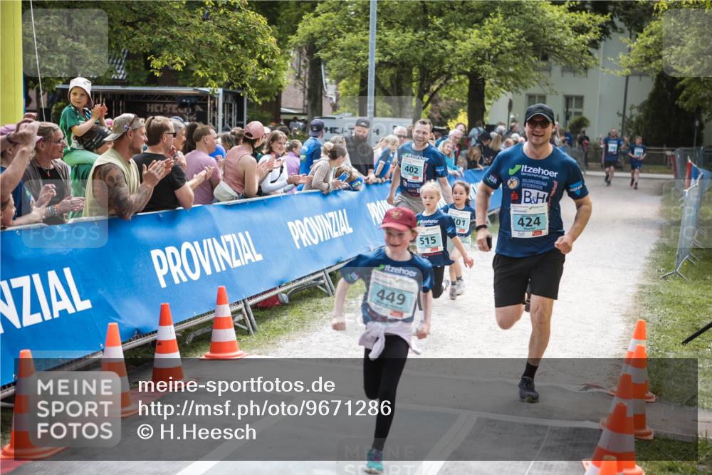 09.05.2026 - Störlauf H.Heesch http://msf.ph/oto/9671286 09.05.2026 13:44:12 Ziel 402, 01, 515, 424, 449 meine-sportfotos.de