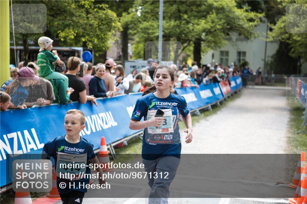 09.05.2026 - Störlauf H.Heesch http://msf.ph/oto/9671312 09.05.2026 13:44:38 Ziel 2026, 414, 100 meine-sportfotos.de