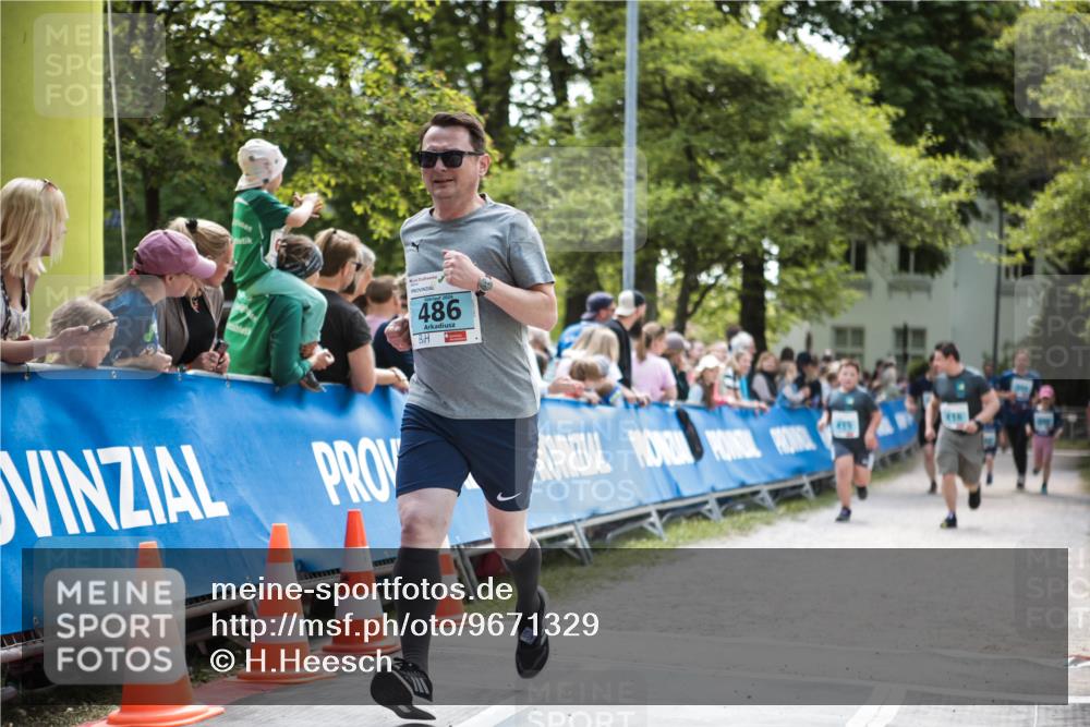 09.05.2026 - Störlauf H.Heesch http://msf.ph/oto/9671329 09.05.2026 13:45:15 Ziel 2026, 486, 418 meine-sportfotos.de