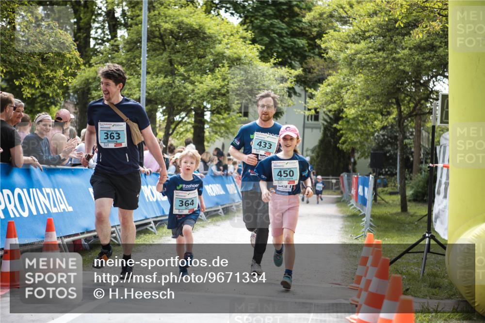 09.05.2026 - Störlauf H.Heesch http://msf.ph/oto/9671334 09.05.2026 13:45:21 Ziel 363, 364, 433, 450 meine-sportfotos.de