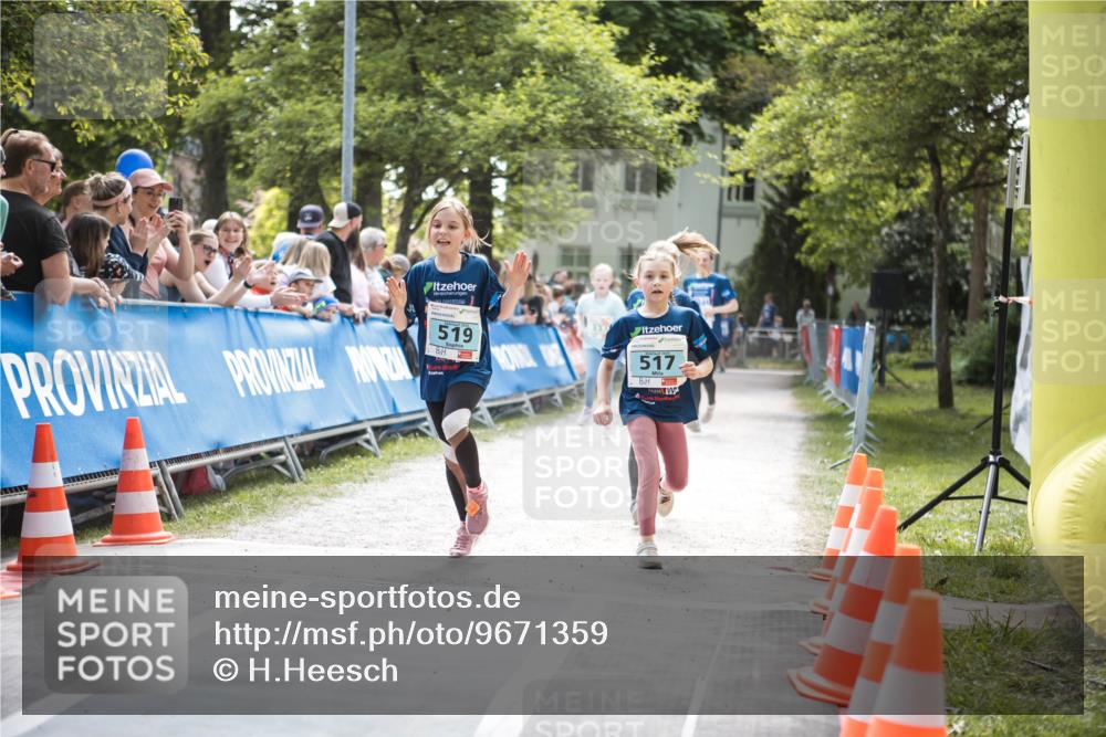 09.05.2026 - Störlauf H.Heesch http://msf.ph/oto/9671359 09.05.2026 13:45:50 Ziel 519, 517 meine-sportfotos.de