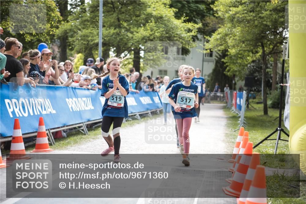 09.05.2026 - Störlauf H.Heesch http://msf.ph/oto/9671360 09.05.2026 13:45:50 Ziel 519, 517 meine-sportfotos.de