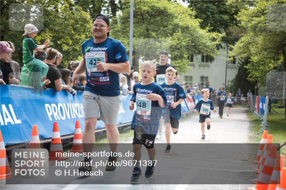09.05.2026 - Störlauf H.Heesch http://msf.ph/oto/9671387 09.05.2026 13:46:09 Ziel 42, 448, 396, 12, 395 meine-sportfotos.de