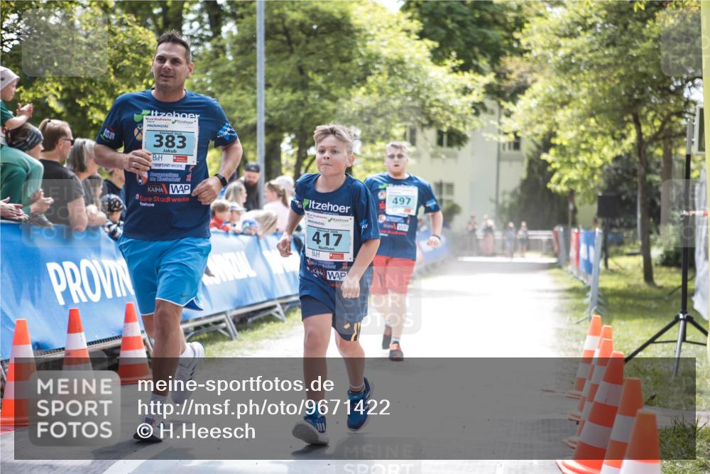 09.05.2026 - Störlauf H.Heesch http://msf.ph/oto/9671422 09.05.2026 13:46:55 Ziel 383, 417, 497 meine-sportfotos.de