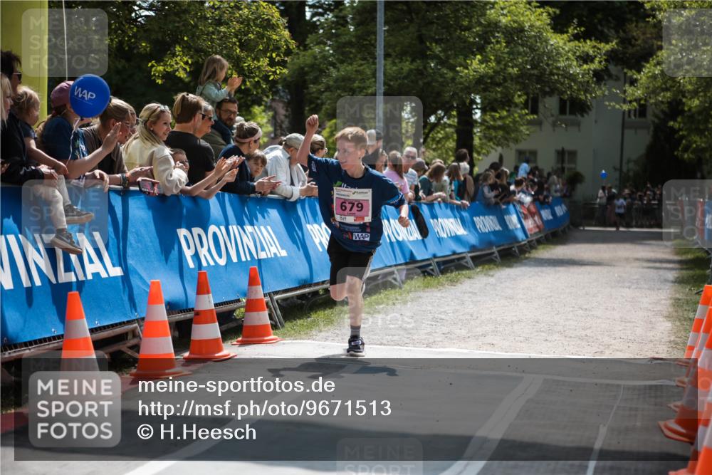 09.05.2026 - Störlauf H.Heesch http://msf.ph/oto/9671513 09.05.2026 13:54:34 Ziel 679 meine-sportfotos.de