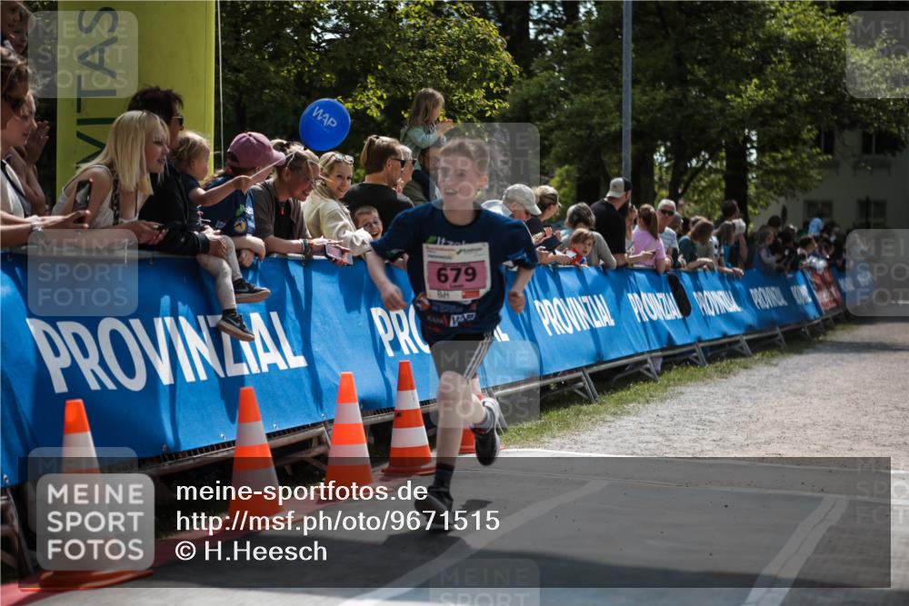 09.05.2026 - Störlauf H.Heesch http://msf.ph/oto/9671515 09.05.2026 13:54:34 Ziel 679 meine-sportfotos.de