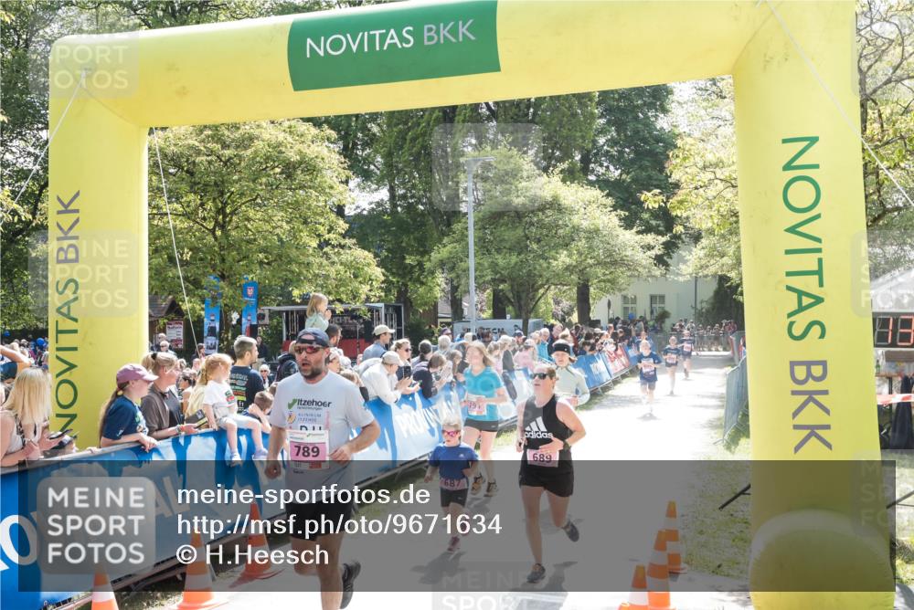 09.05.2026 - Störlauf H.Heesch http://msf.ph/oto/9671634 09.05.2026 13:58:14 Ziel 789, 687 meine-sportfotos.de