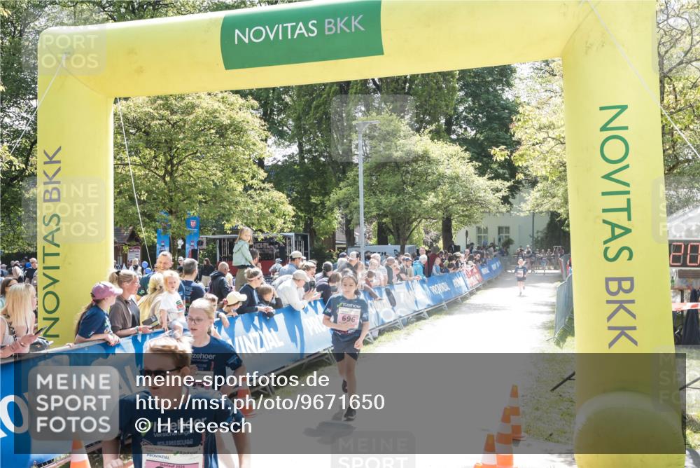 09.05.2026 - Störlauf H.Heesch http://msf.ph/oto/9671650 09.05.2026 13:58:21 Ziel 696 meine-sportfotos.de